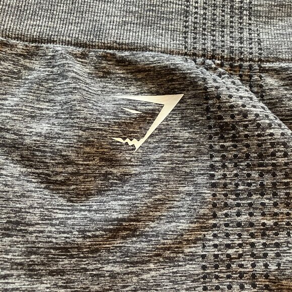 Gymshark Vital Seamless Shorts Grey Size Small - Picture 2 of 3